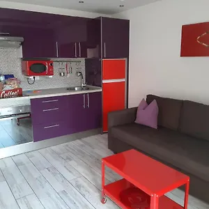 apartamento-deluxe-mareverde-con-piscina-cllmatizada.in-canary-islands.com/